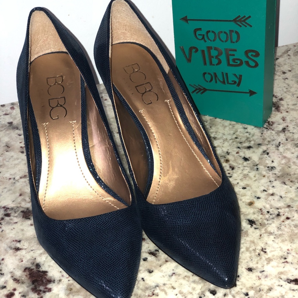 BCBG  Blue  Snakeskin Shoes